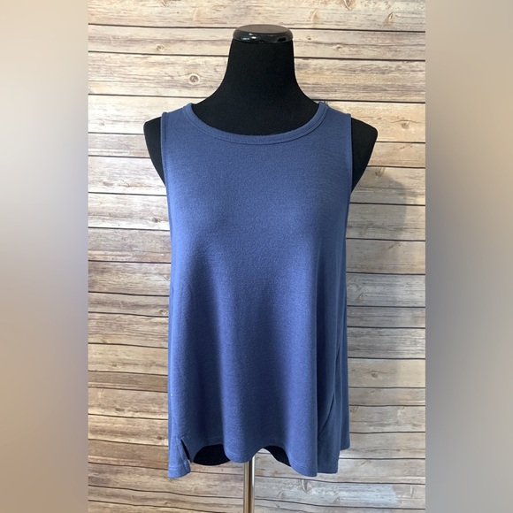 Banana Republic Tops - Banana Republic Knit Tank Top